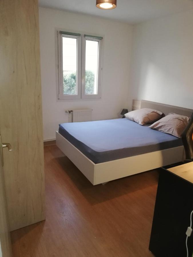 Apartmán Grand T3 Avec Clim, Parking Et Terrasse Privative - Agen Exteriér fotografie