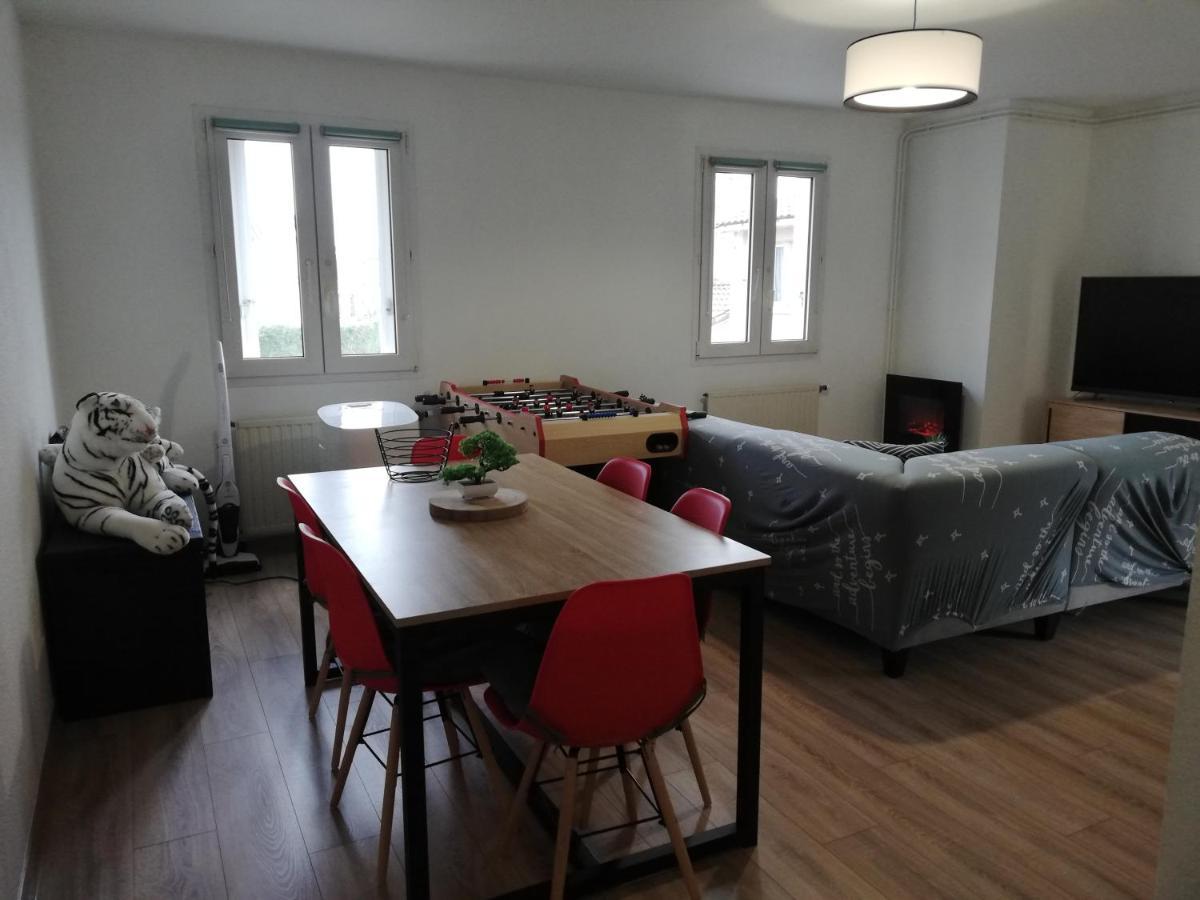 Apartmán Grand T3 Avec Clim, Parking Et Terrasse Privative - Agen Exteriér fotografie