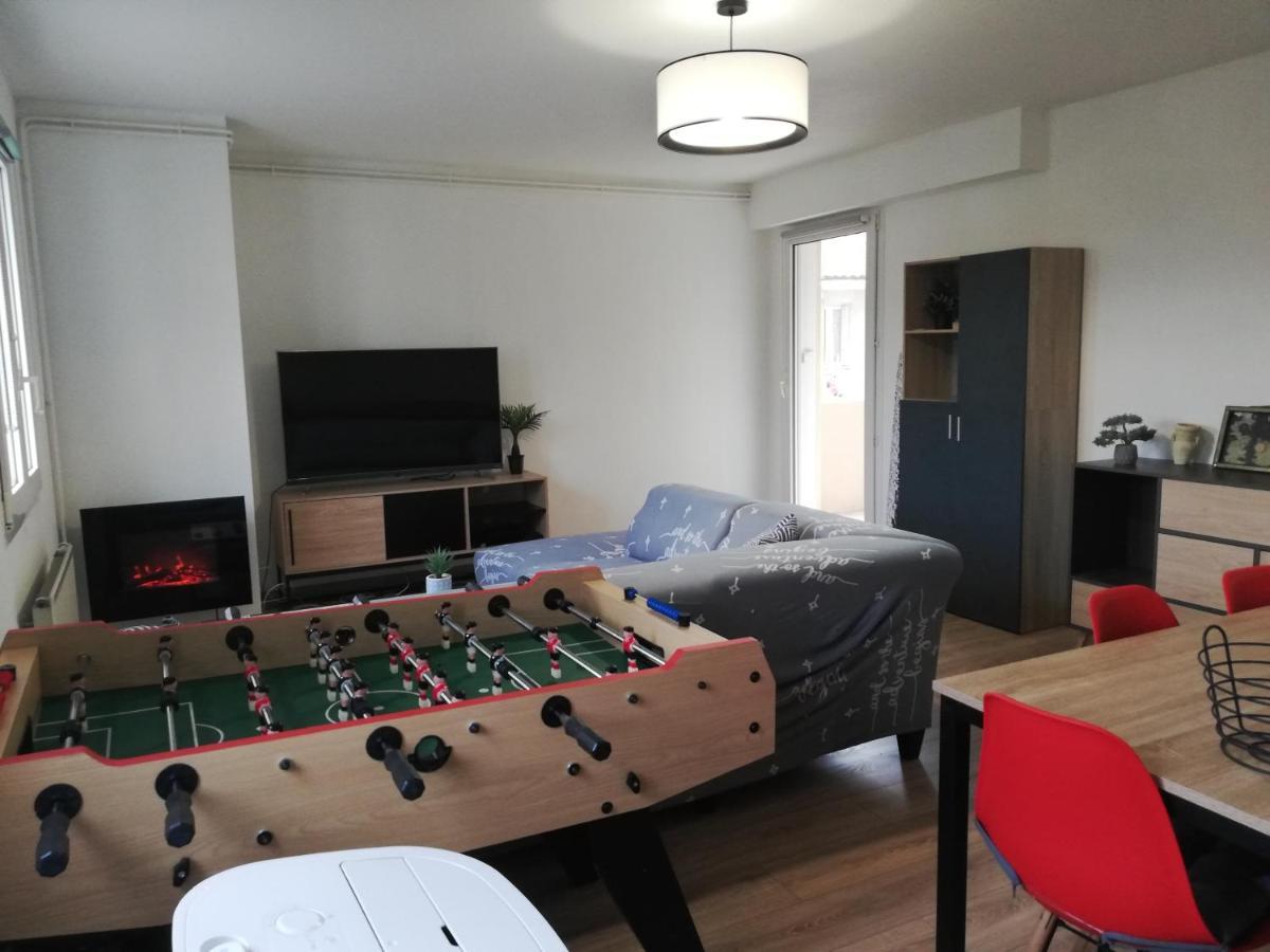 Apartmán Grand T3 Avec Clim, Parking Et Terrasse Privative - Agen Exteriér fotografie